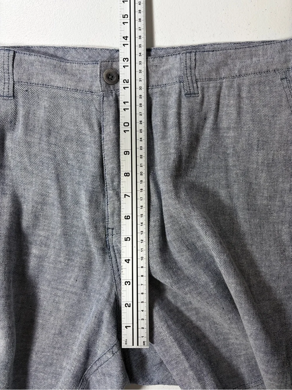 Tommy Bahama Bluish Gray Flat-Front Linen-Blend Shorts (40)